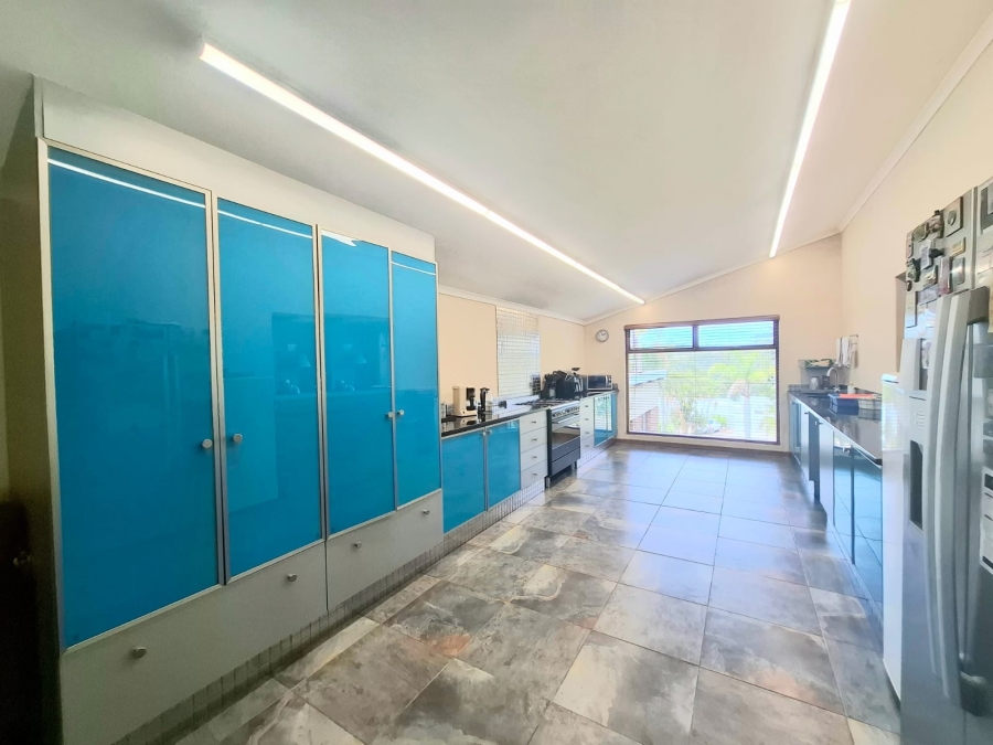 3 Bedroom Property for Sale in Beacon Bay North Eastern Cape